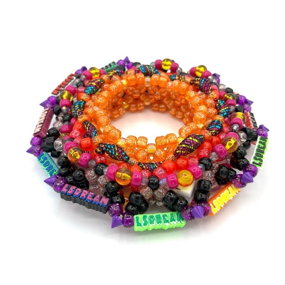LSDREAM Custom Kandi Cuff 💦 Reserved* - Picture 5 of 8